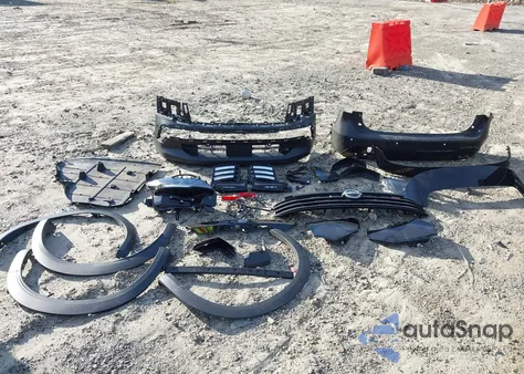 2025 Nissan Kicks Sr Fwd z USA, uszkodzony, nr VIN 3N8AP6DA6SL355223